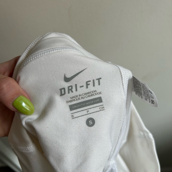 NIKE‎ skort - Picture 6 of 7